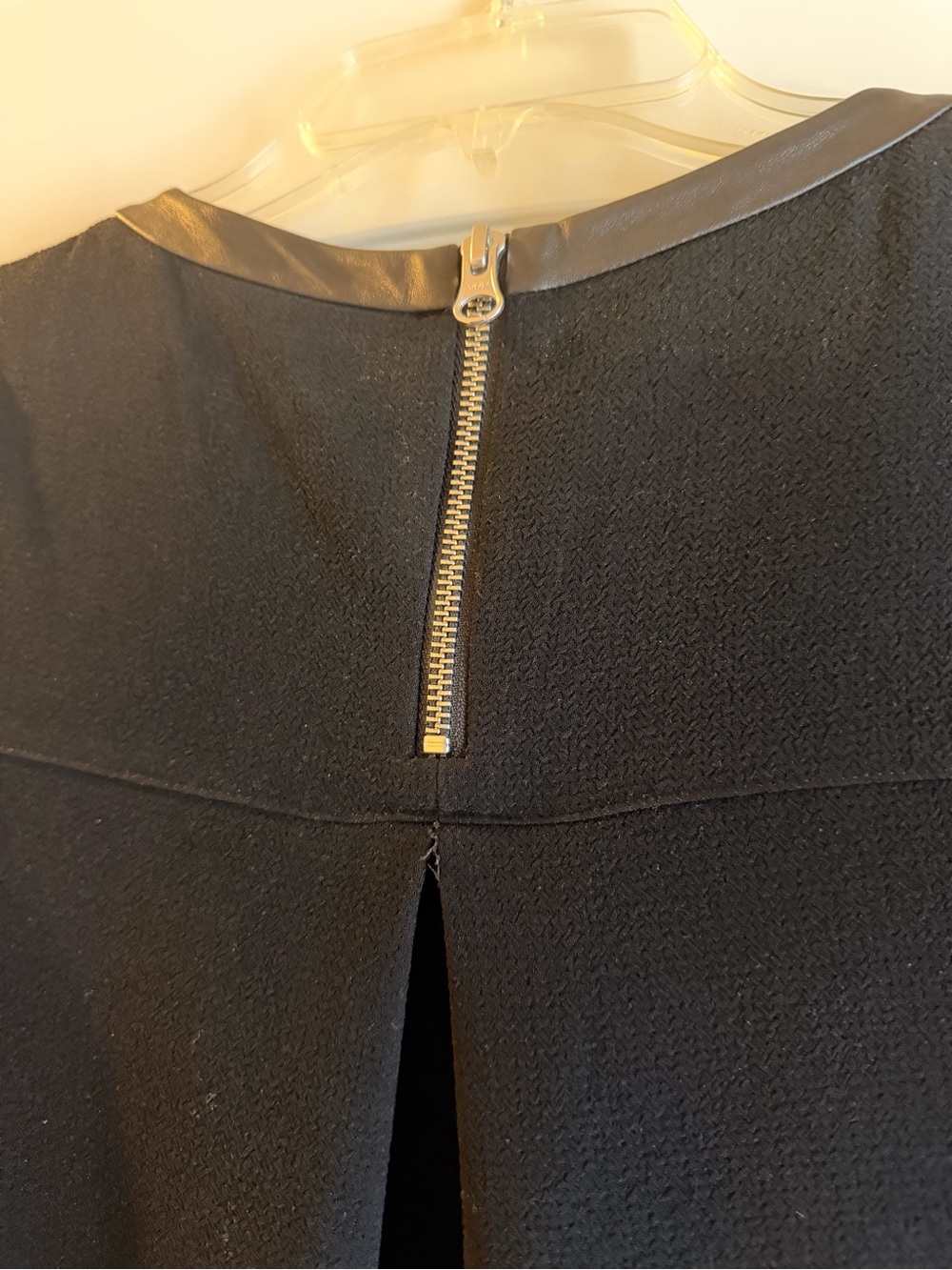 Madewell Black Short-Sleeve Shift Dress with Trim - Picture 4 of 5